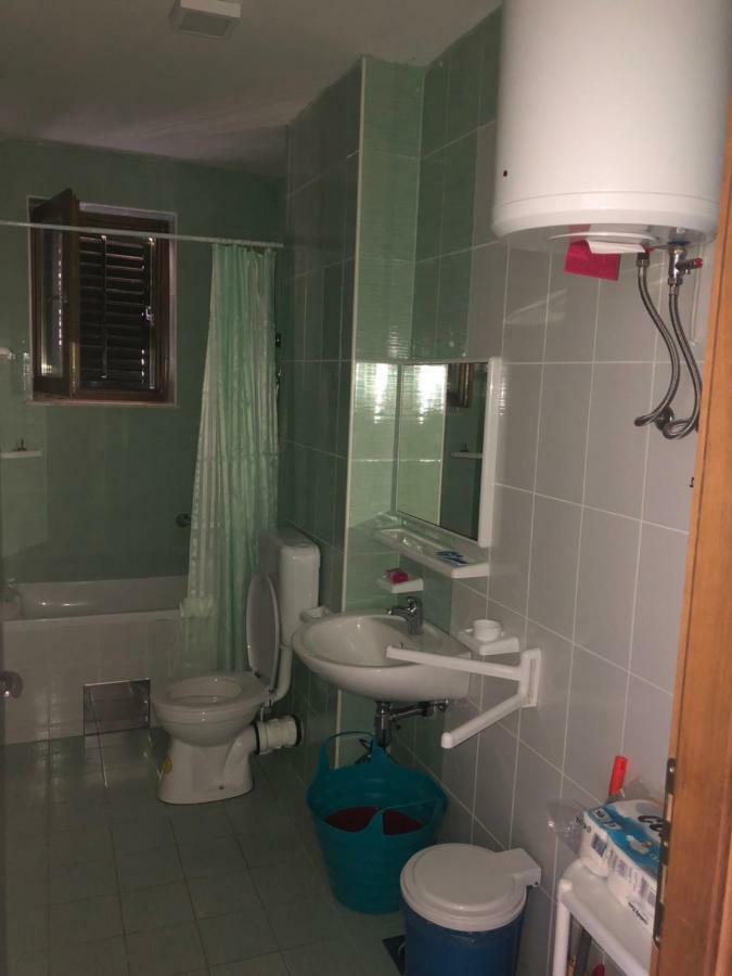 Apartmani Petrija เพรอชานิ ภายนอก รูปภาพ